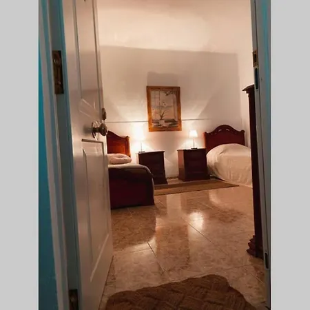 Large 90m2 Canary Apartment, View, Location ! プエルト・デ・サンティアゴ