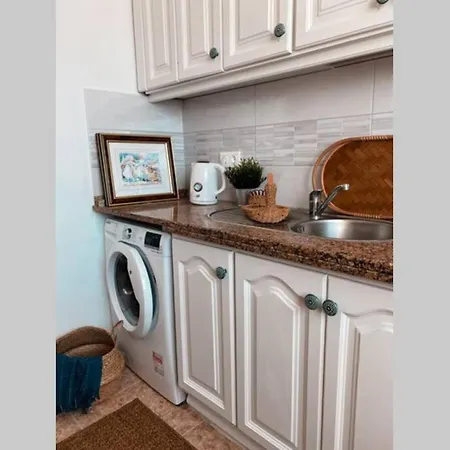 דירה Large 90m2 Canary Apartment, View, Location ! *