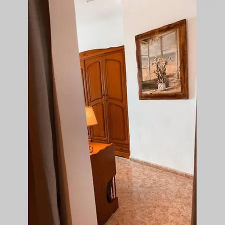 Large 90m2 Canary Apartment, View, Location ! דירה *