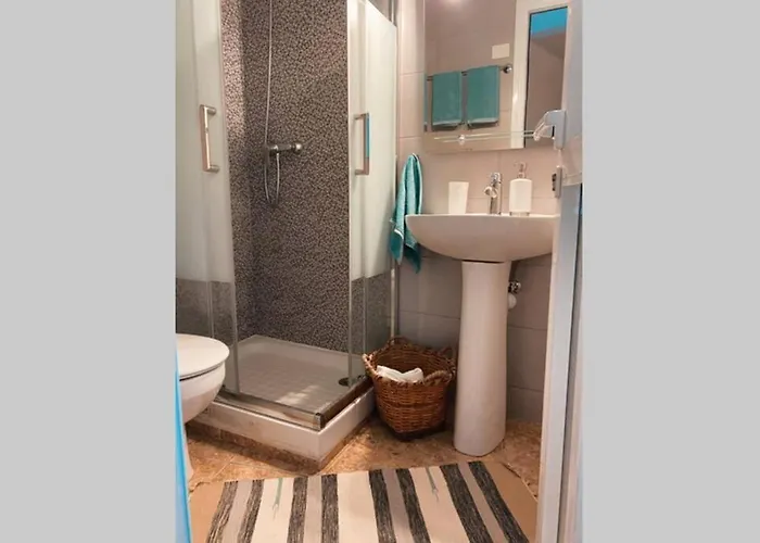 Apartment Large 90m2 Canary Apartment, View, Location ! *