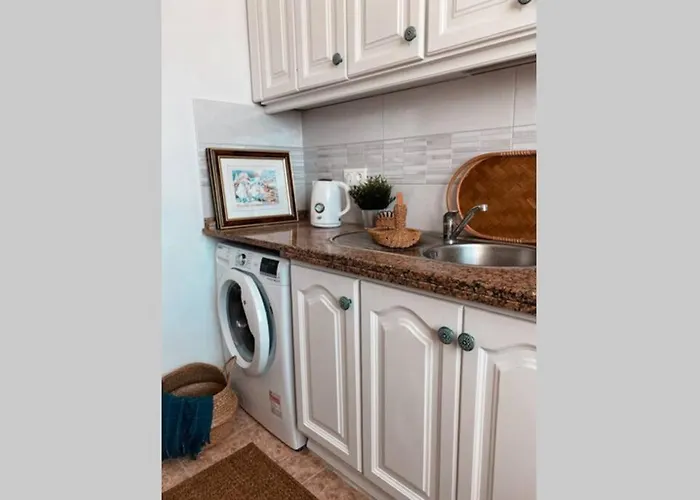 Apartment Large 90m2 Canary Apartment, View, Location ! *