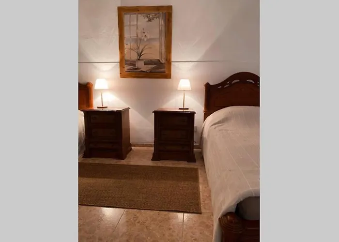 Large 90m2 Canary Apartment, View, Location ! * Puerto de Santiago (Tenerife)