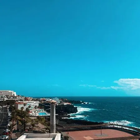 Large 90m2 Canary Apartment, View, Location ! Puerto de Santiago (Tenerife)